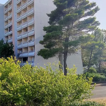 Guest house Chambres Dans En Colocation Avec Jardin Tram 1 & 2 *